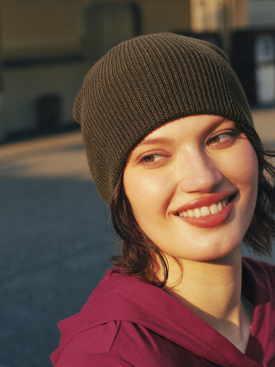 Solid Ribbed Knit Beanie Hat